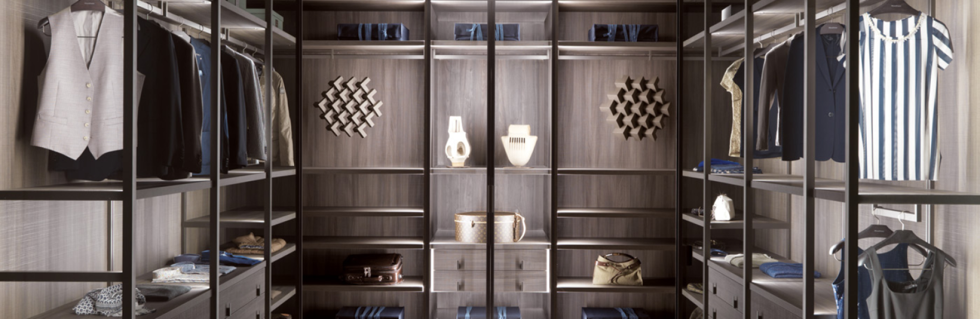 PHỤ KIỆN NHÔM KÍNH THIÊN TÀI LỘC