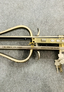 Khoá đại sảnh màu rêu