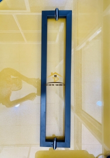 Tay nắm ke vuông 25 đen