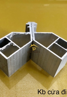 KE NHẢY CÁNH CỬA ĐI LỆCH TÂM