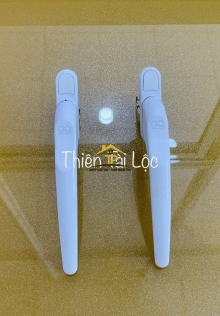 Tay đa điểm GQ cửa nhựa