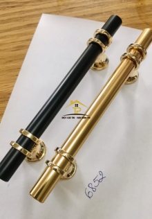 Tay nắm tủ đen vàng 6852