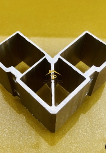 Ke vĩnh cửu khung bao cánh cửa đi 2.4