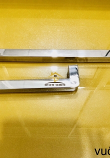 Tay vuông 25 275x475 bóng