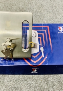 Khoá kính lớn Juying