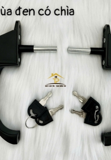 TAY BẤM CỬA LÙA CÓ CHÌA